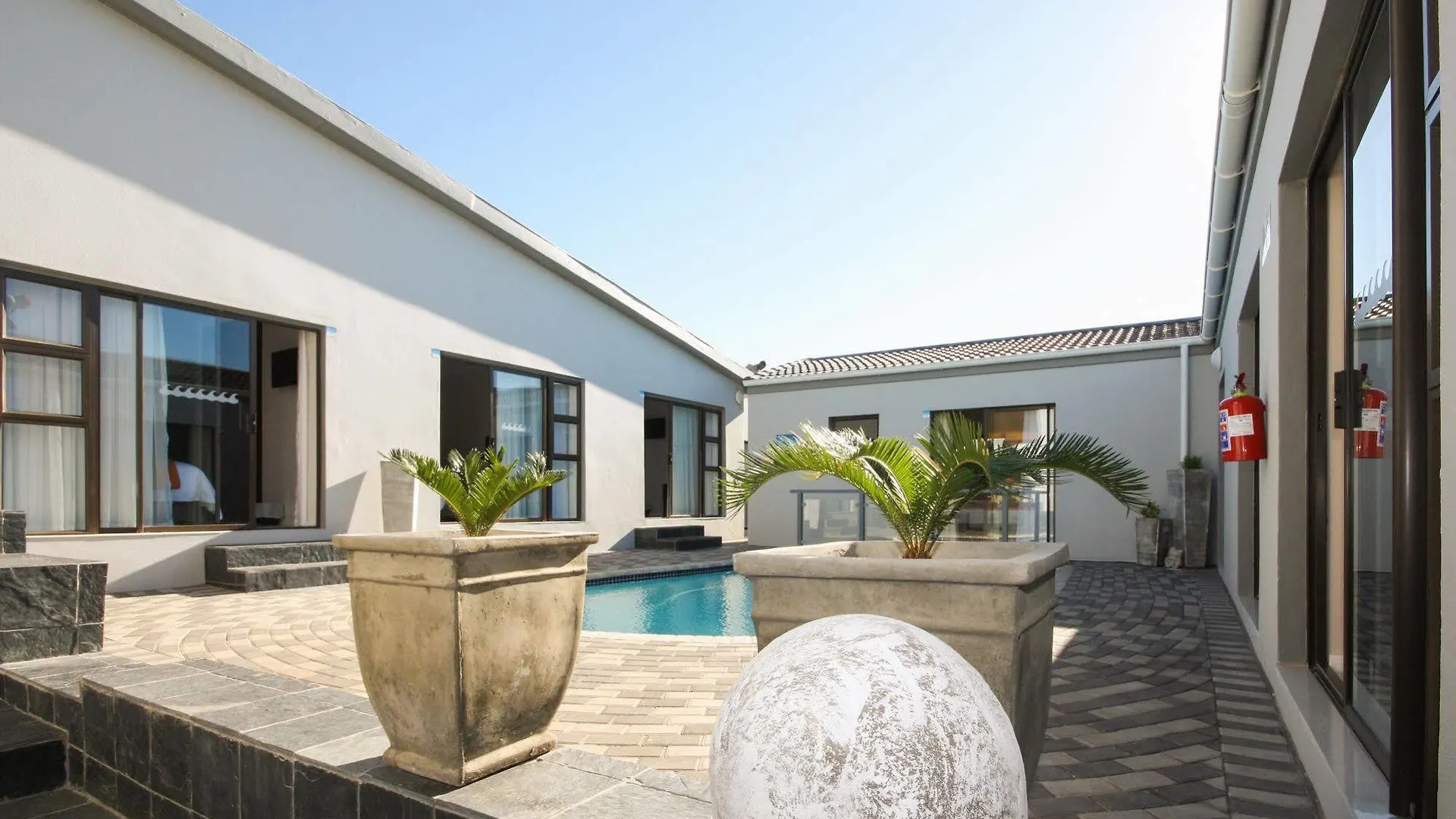 Le Blue Guesthouse Port Elizabeth
